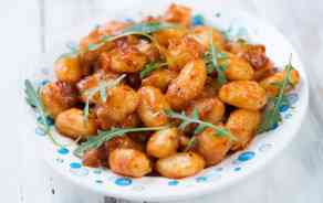 Gnocchi frais & sauce tomate  Pour 2/3 personnes